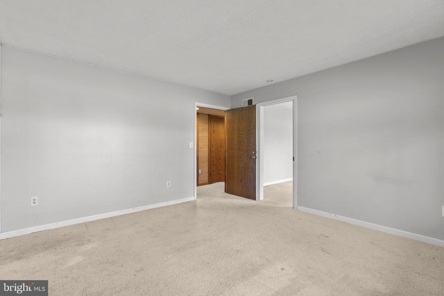 207 Saint Andrews Road photo 29