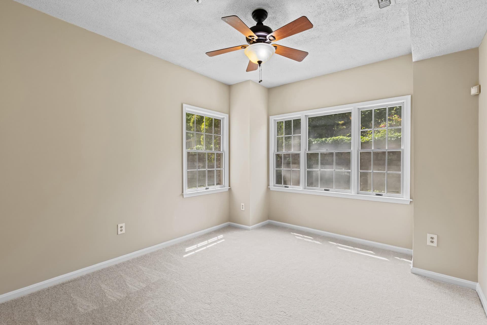 2702 Summerview Way #103 photo 7