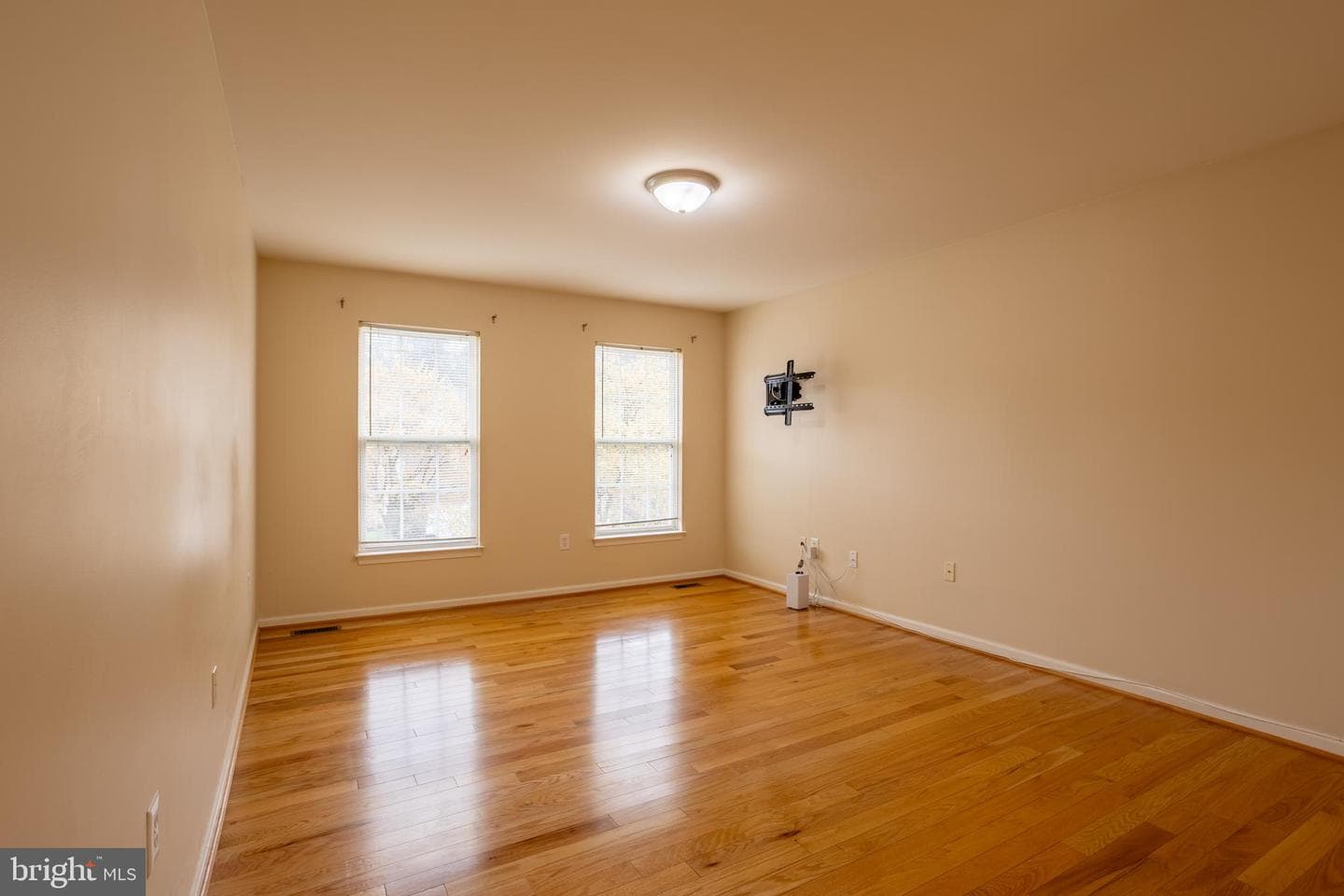 7740 Rotherham Drive photo 27