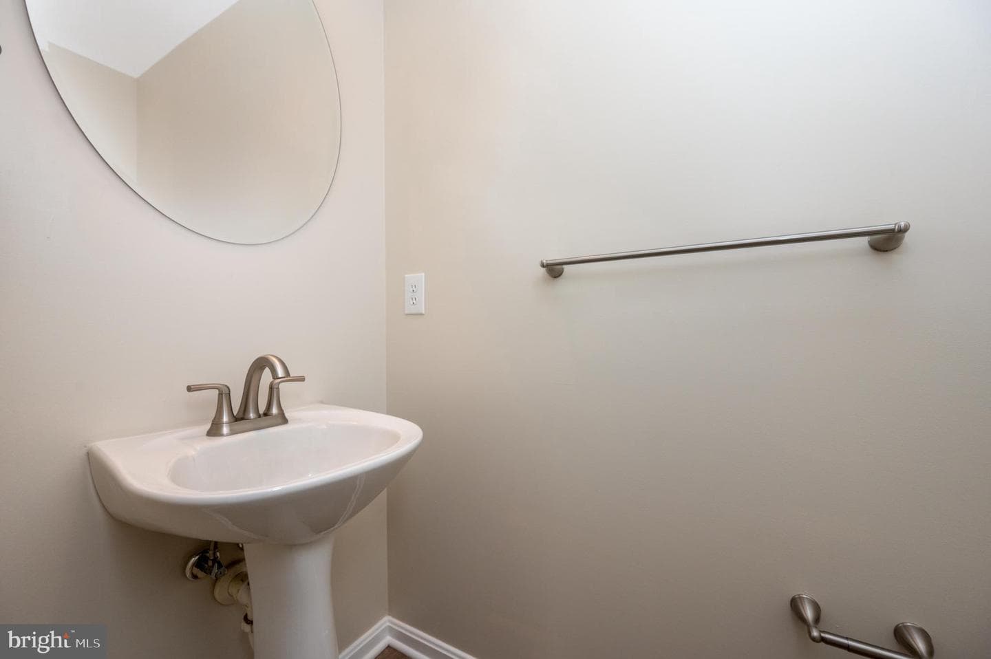 700 Pine Valley Court photo 18