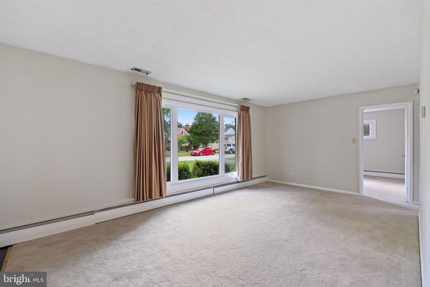 8005 Woodholme Circle photo 10