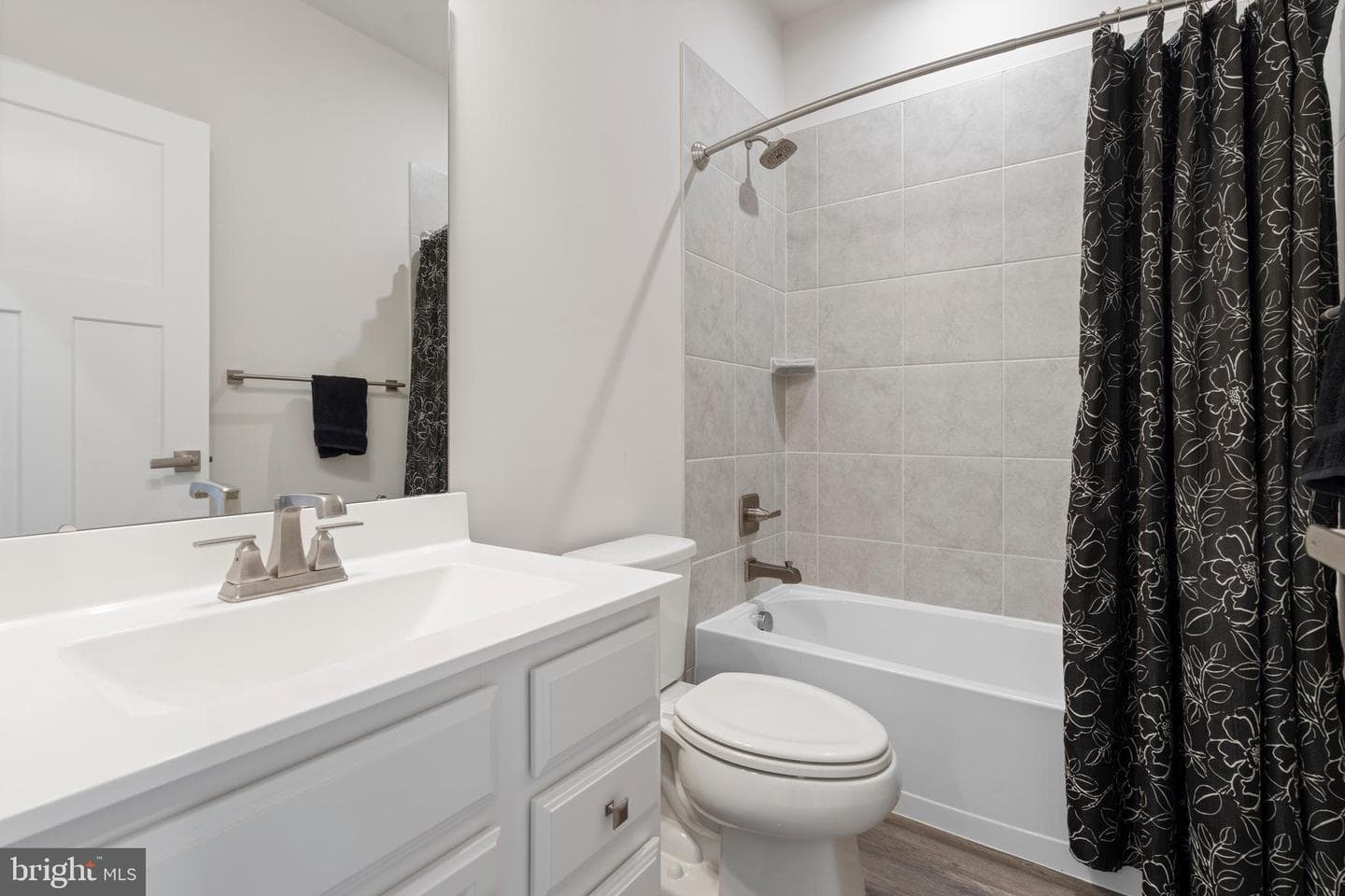 110 Bethlehem Pl photo 26