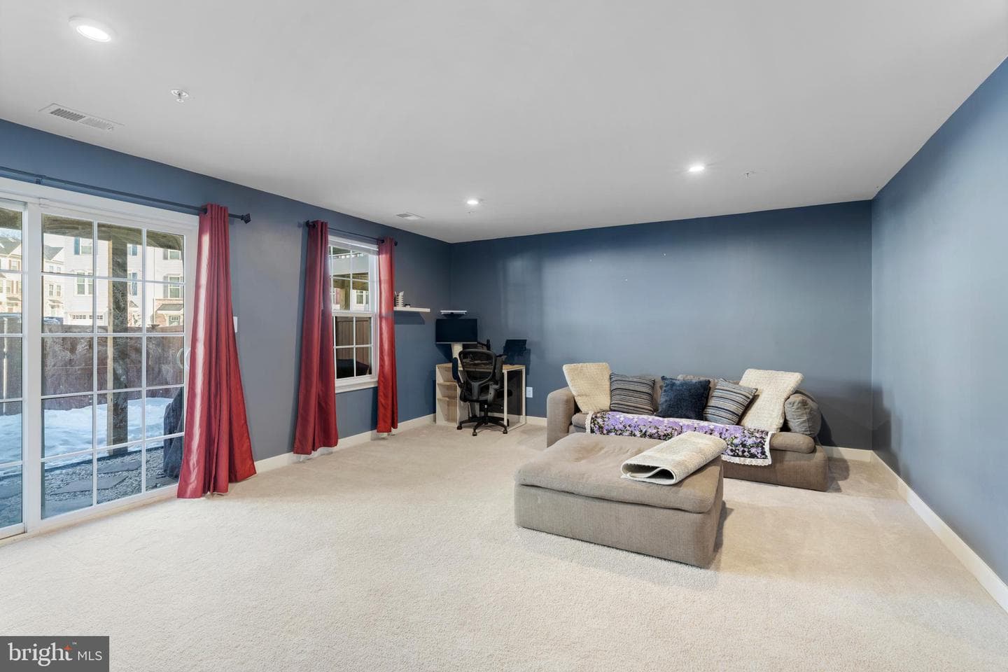 110 Bethlehem Pl photo 5
