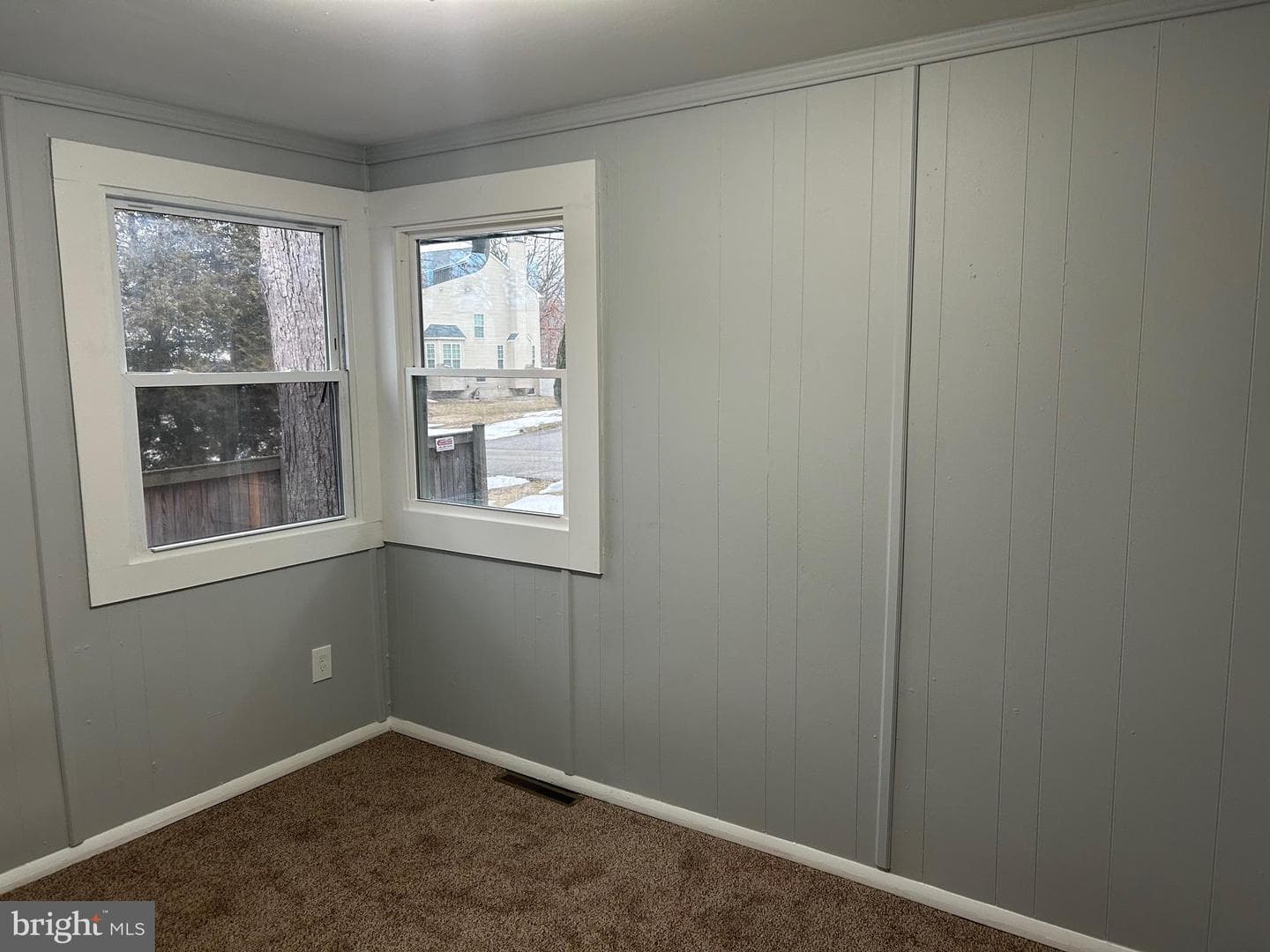 8009 Woodholme Circle photo 10