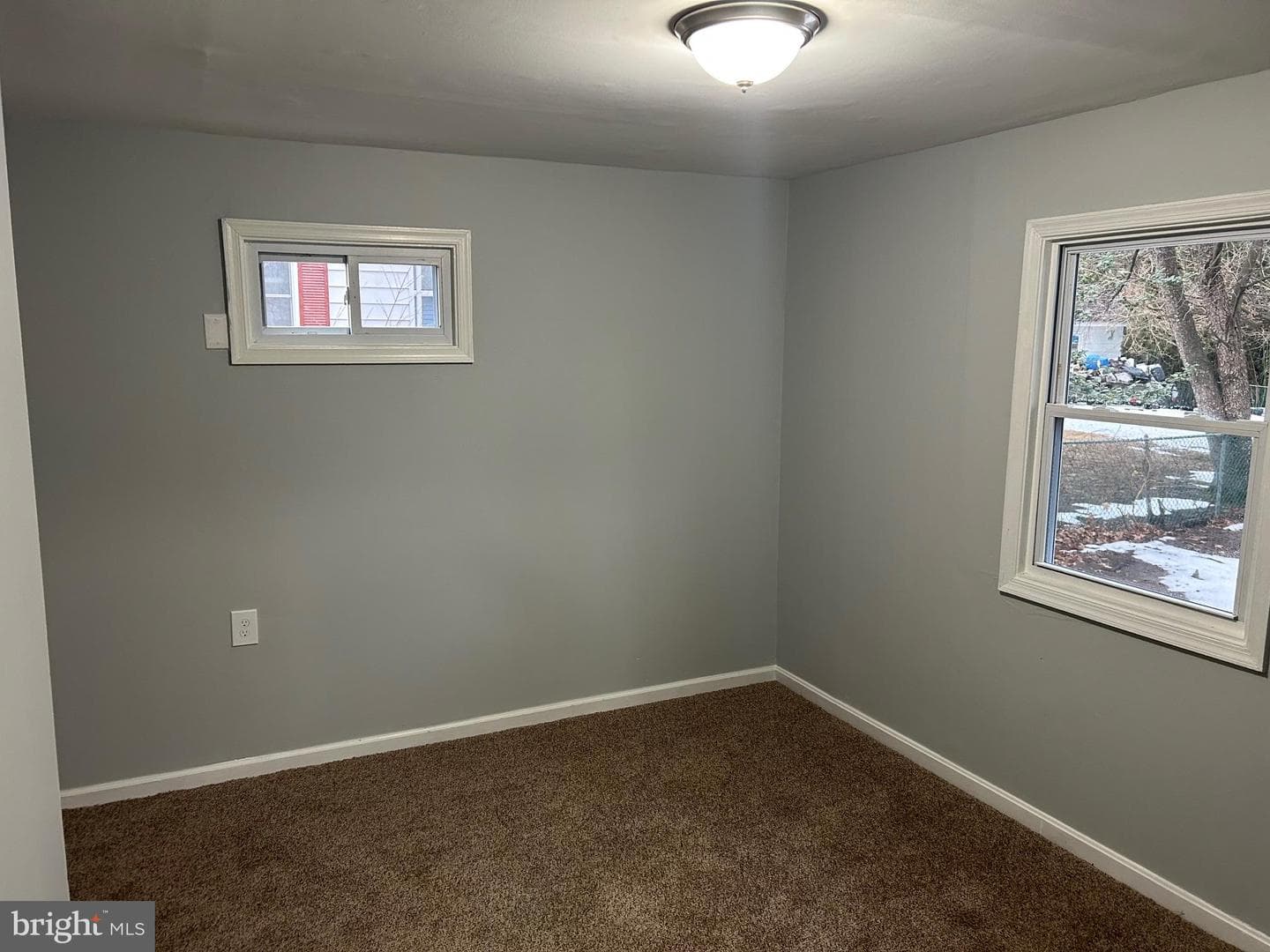 8009 Woodholme Circle photo 11