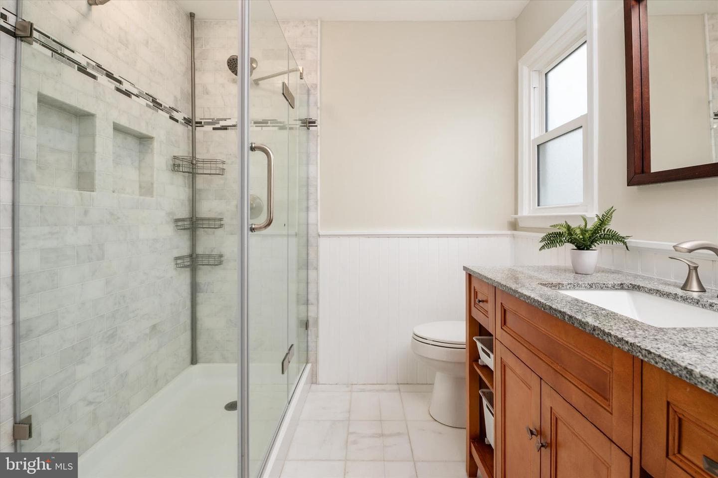298 Edgemere Drive photo 15
