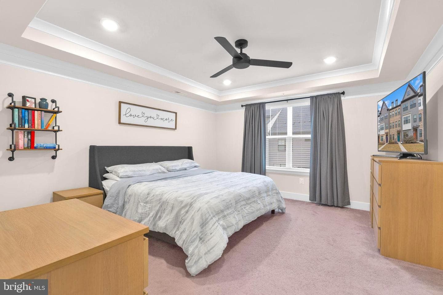 737 Allegheny Avenue photo 25