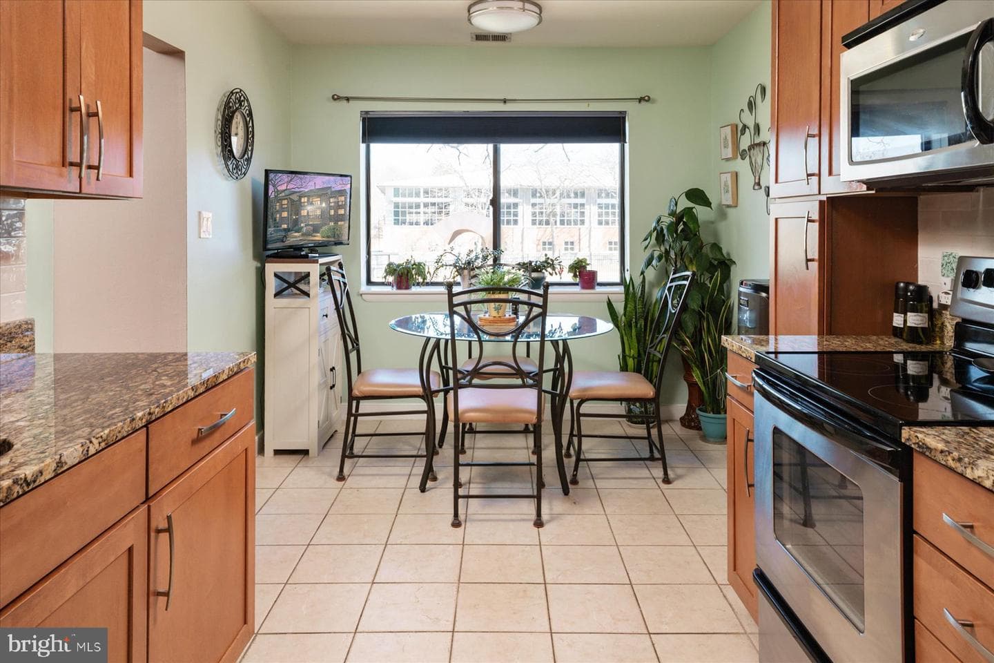 300 Hilltop Lane #h photo 15