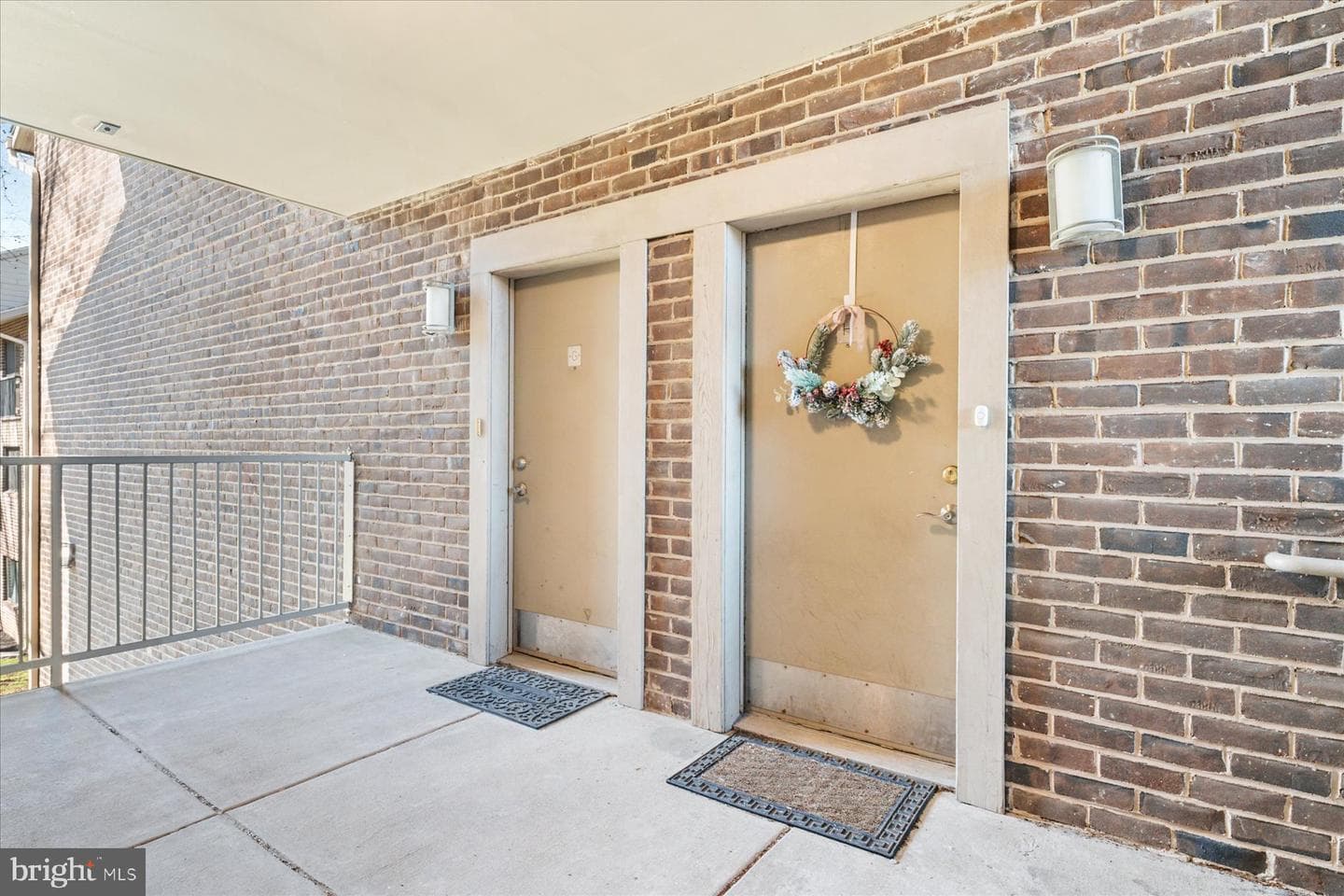 300 Hilltop Lane #h photo 5