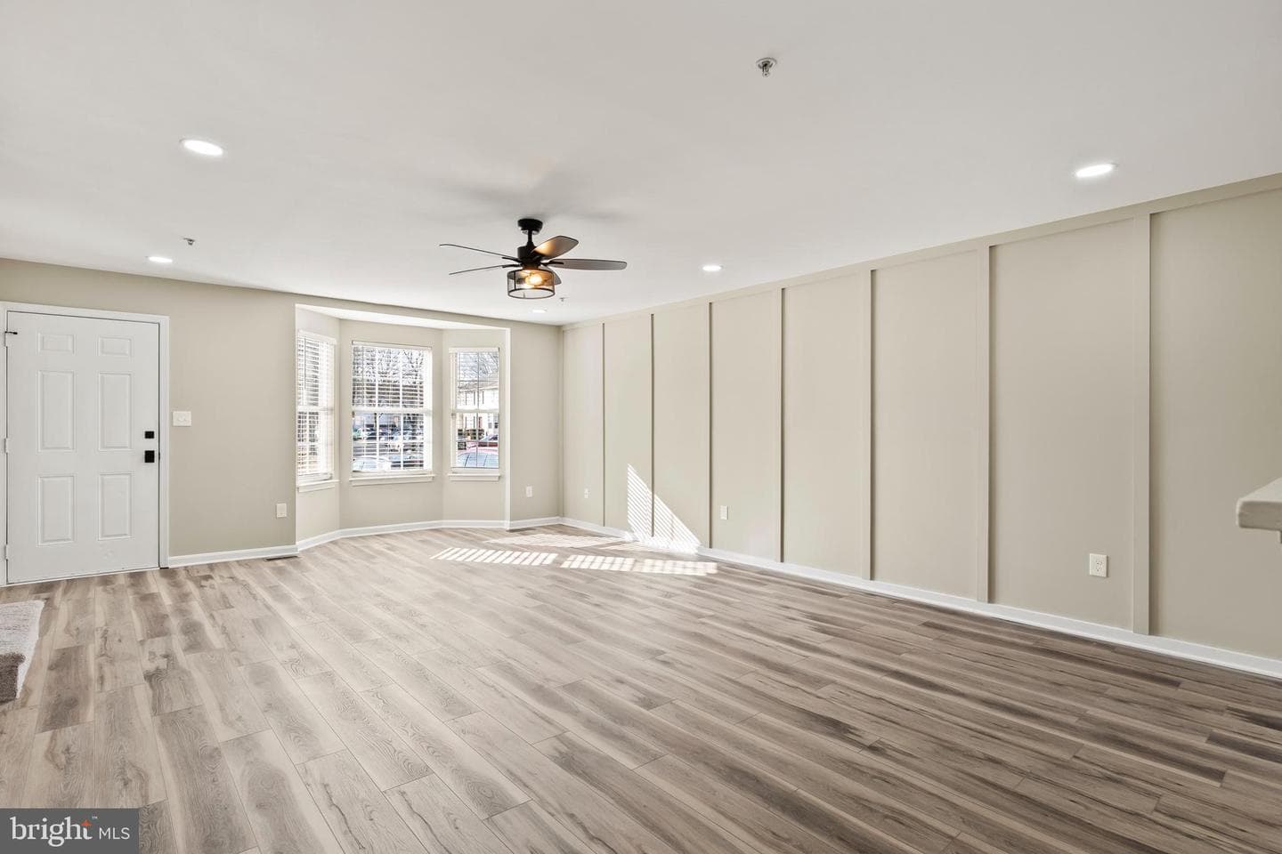 454 Renfro Court photo 3