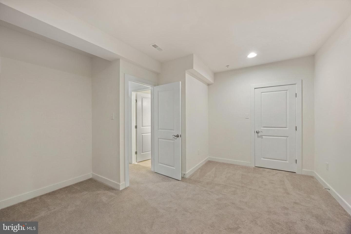 819 Janice Drive photo 35