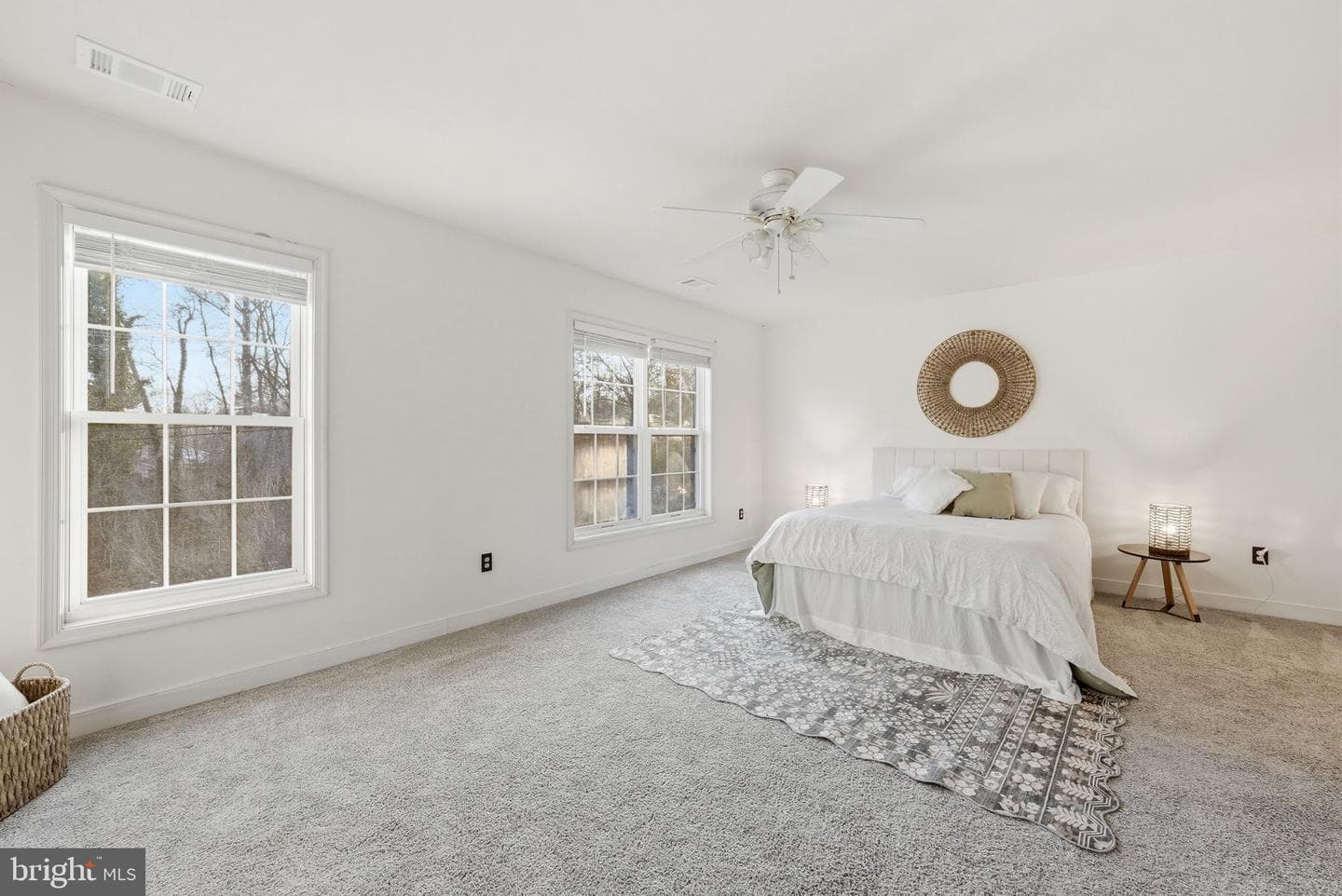 1110 Thompson Avenue photo 23
