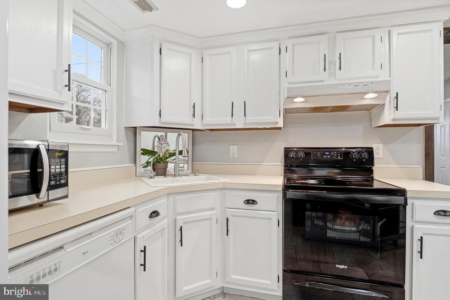 2200 Shore Drive photo 13