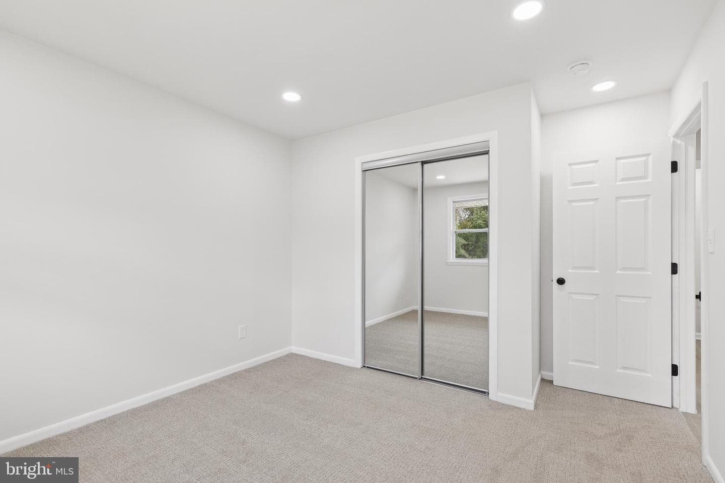 1041 Skyview Drive photo 28