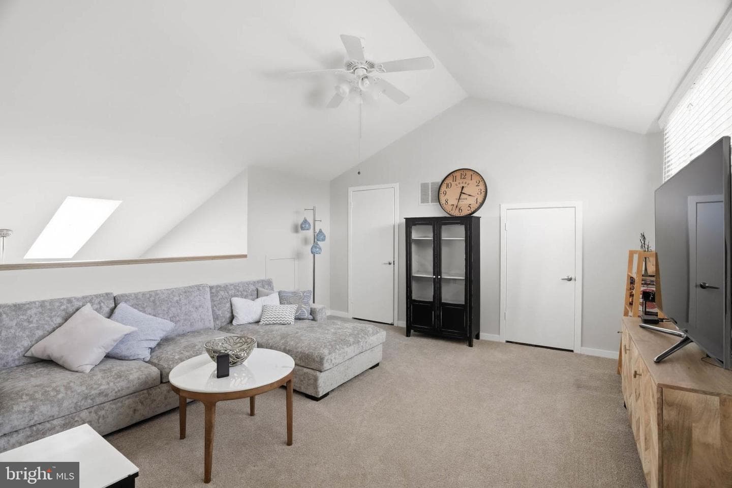 2010 Quay Village Court #201 photo 25