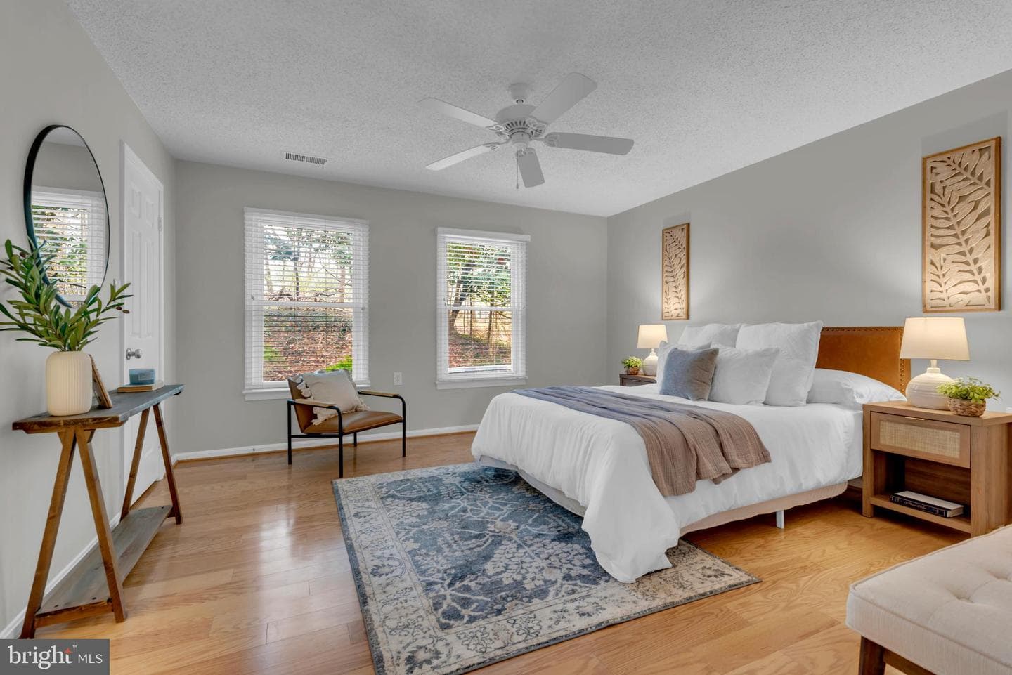 2568 Forest Knoll photo 43