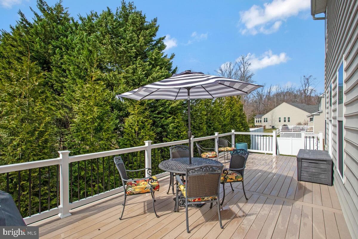 4240 Sweet Leaf Lane photo 14