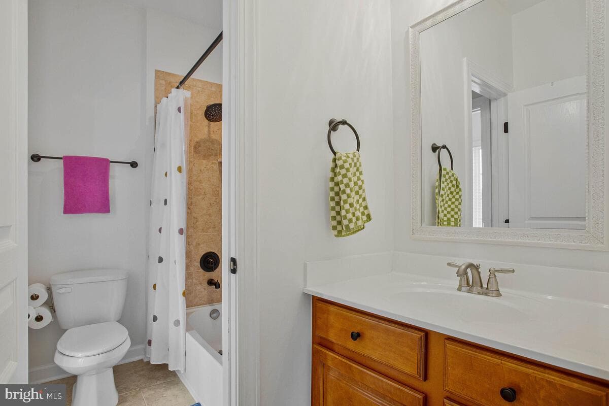 4240 Sweet Leaf Lane photo 34