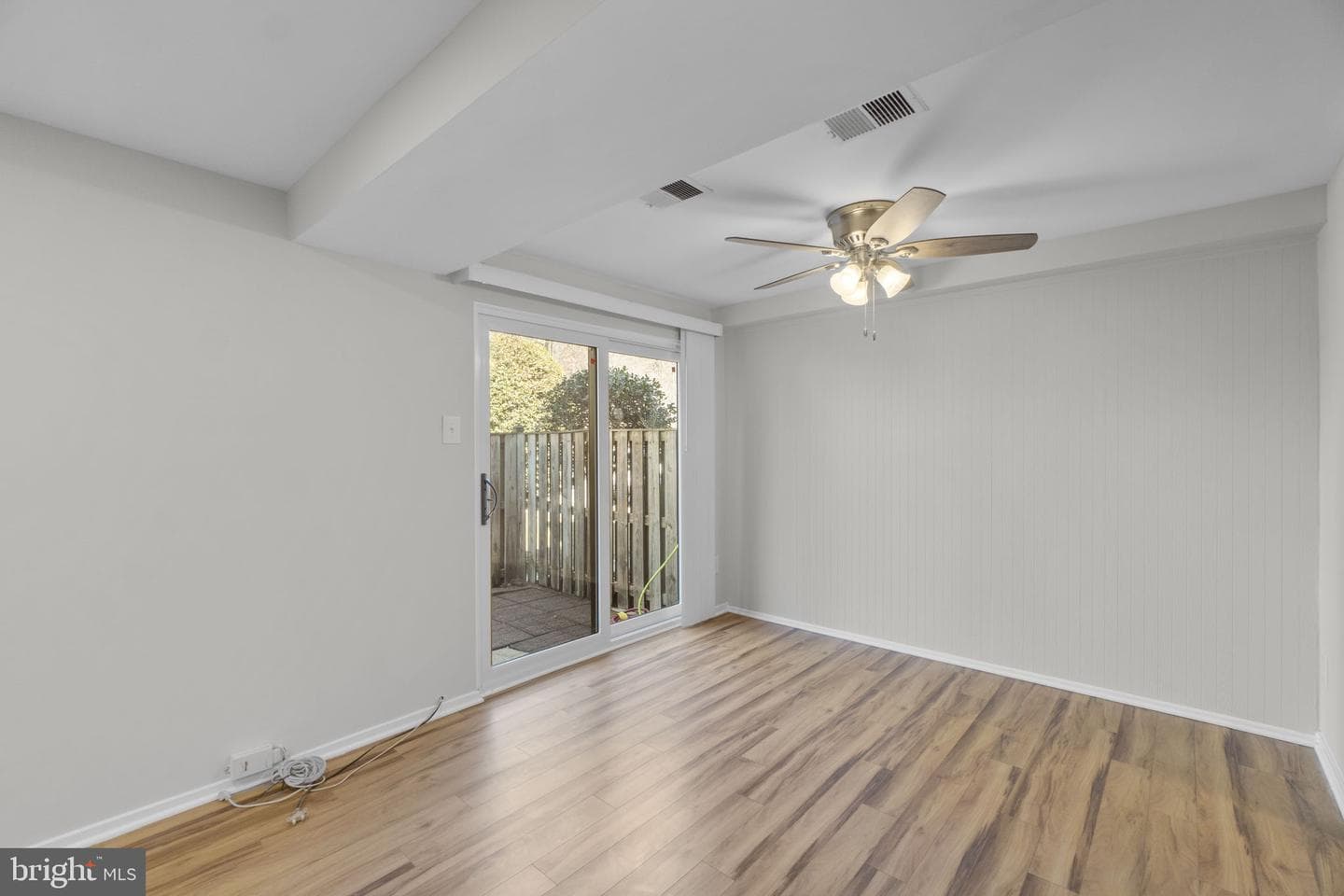 392 West Court #2b photo 10