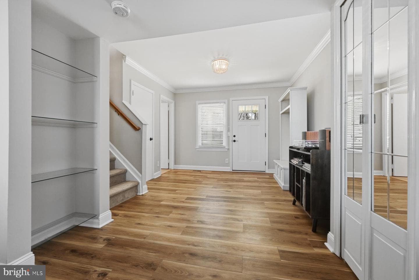 3476 S River Terrace photo 11
