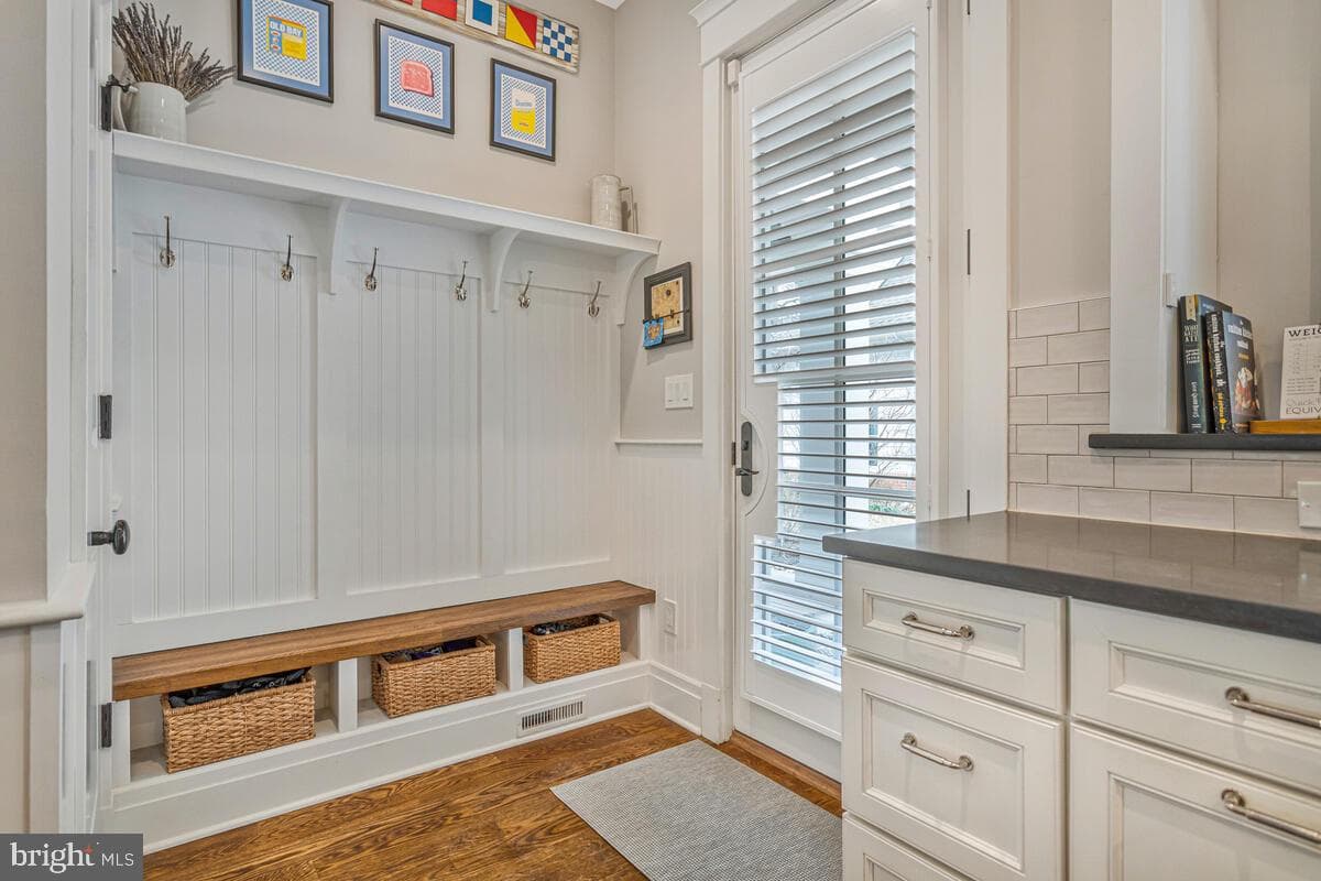 400 Chesapeake Avenue #2-101 photo 13