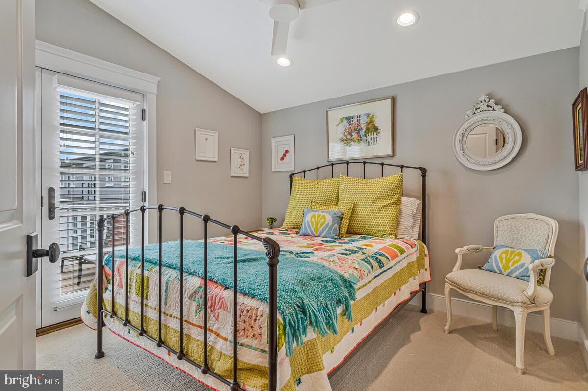 400 Chesapeake Avenue #2-101 photo 26