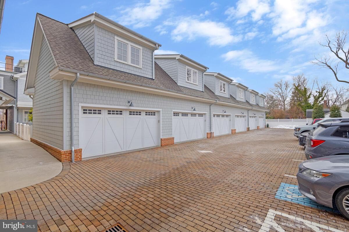 400 Chesapeake Avenue #2-101 photo 47