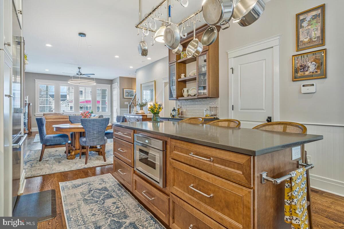 400 Chesapeake Avenue #2-101 photo 9