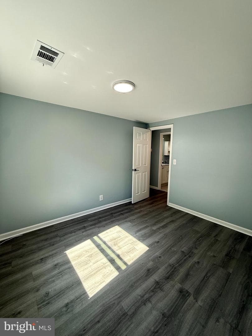 249 Jaguar Drive photo 8