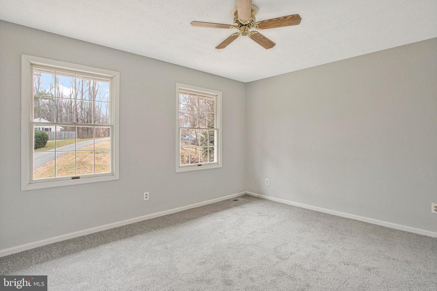 630 Rosewood Court photo 23