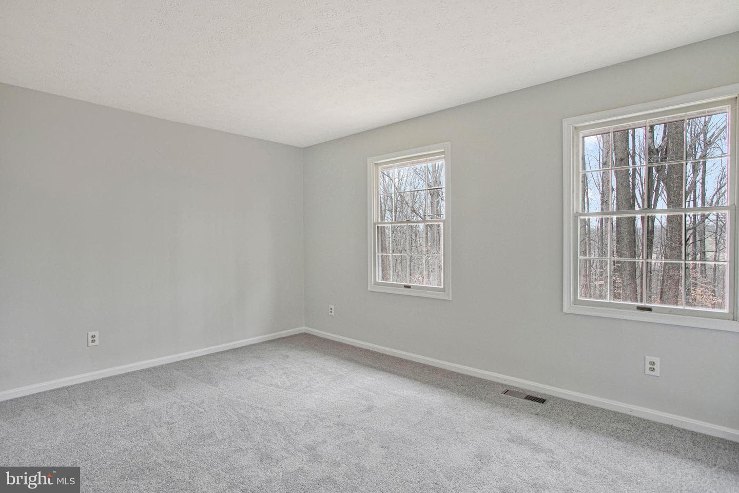 630 Rosewood Court photo 25