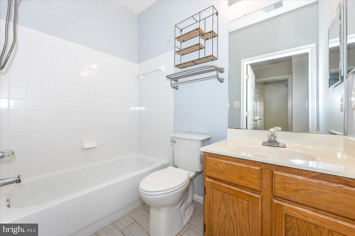 1683 Fallowfield Court photo 24