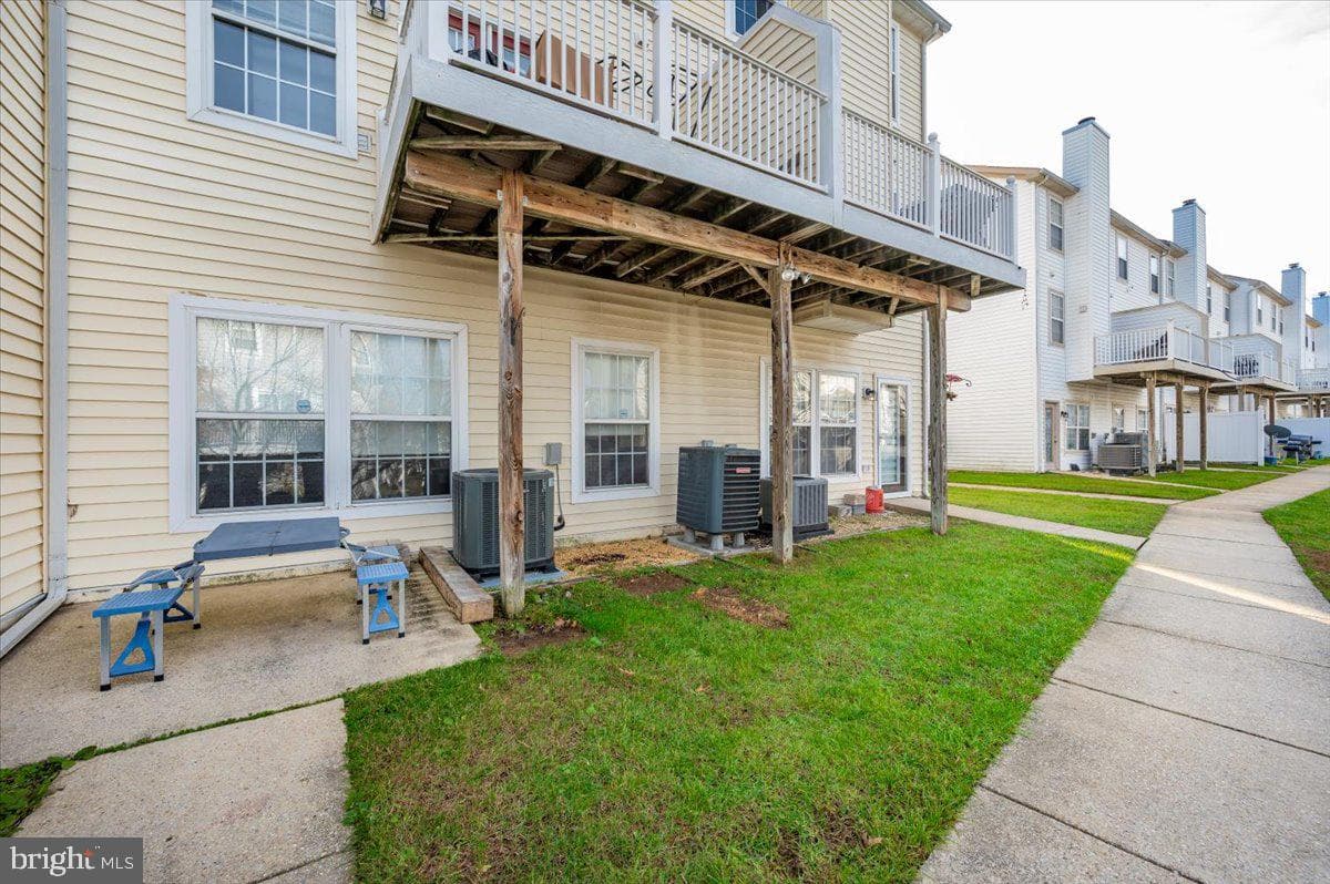 1683 Fallowfield Court photo 26