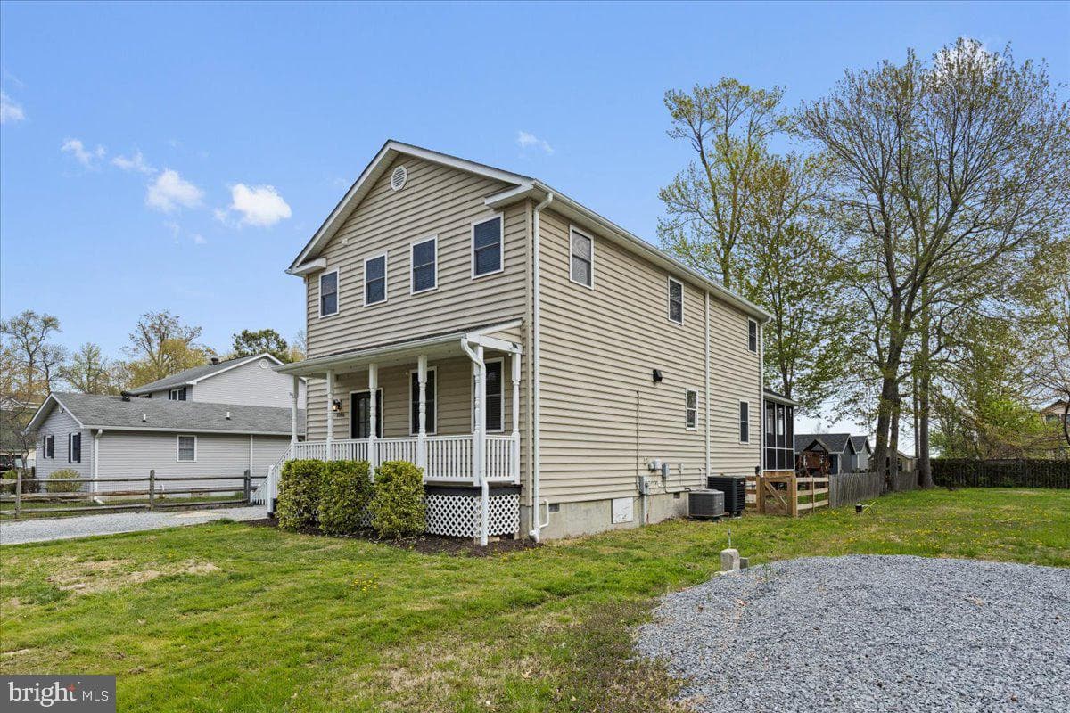 1066 Walnut Avenue photo 25