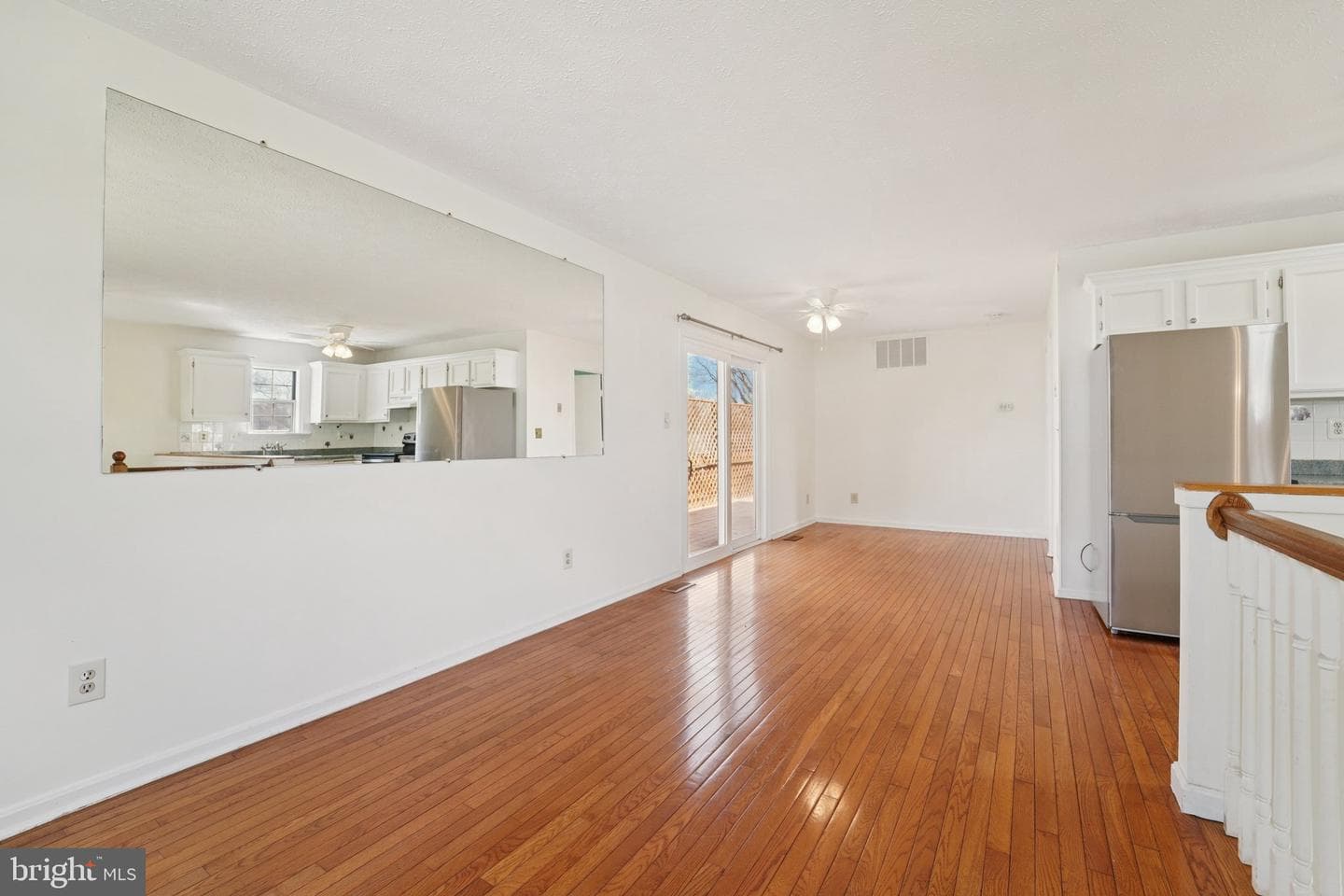 8057 Maywood Avenue photo 5