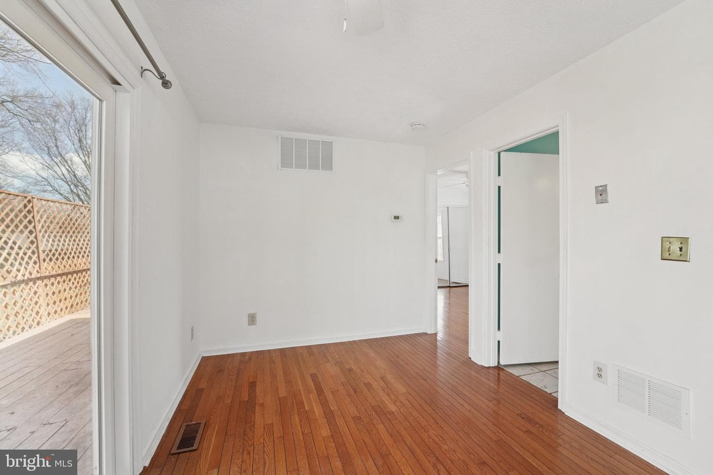 8057 Maywood Avenue photo 9