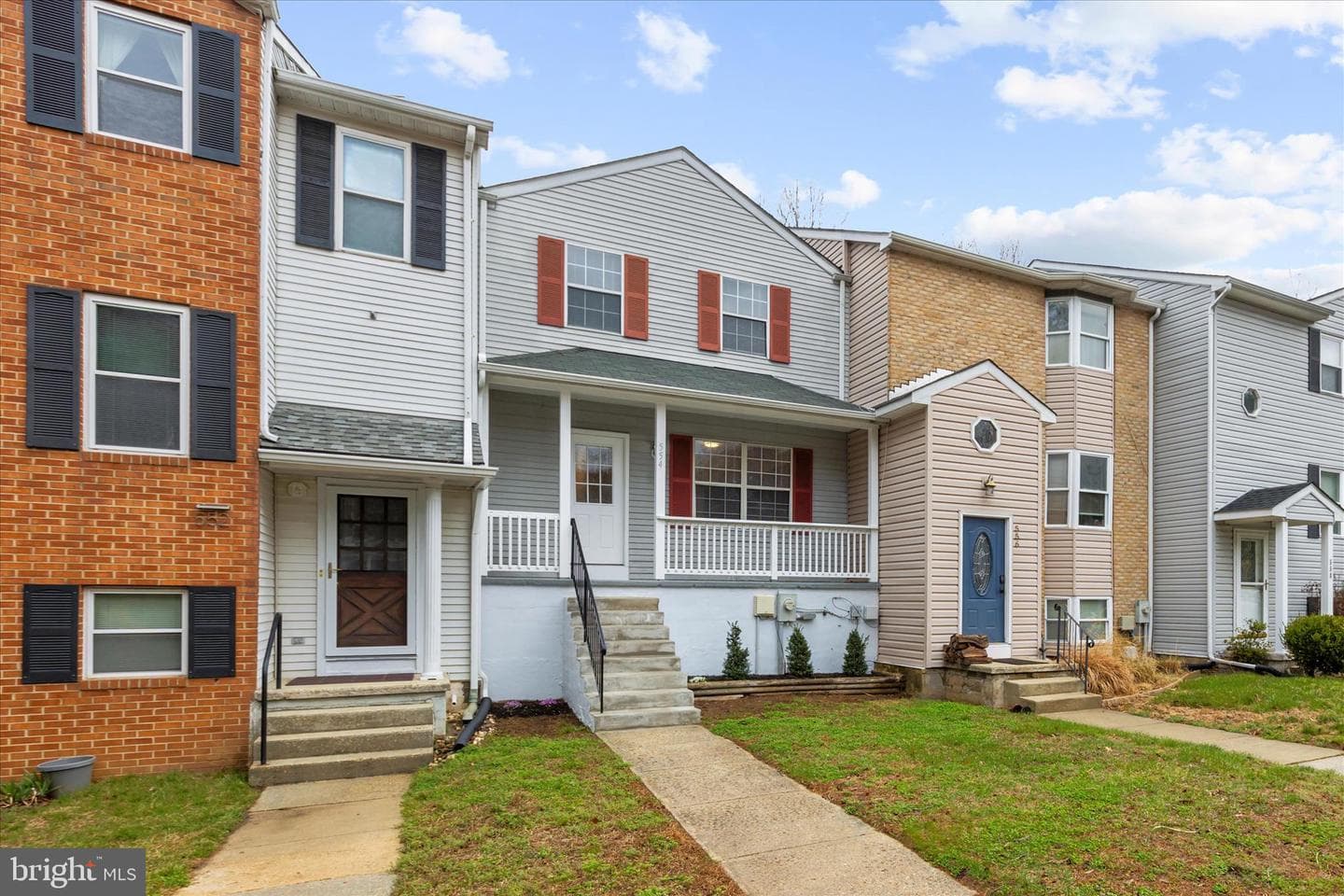 554 Melissa Court photo 3