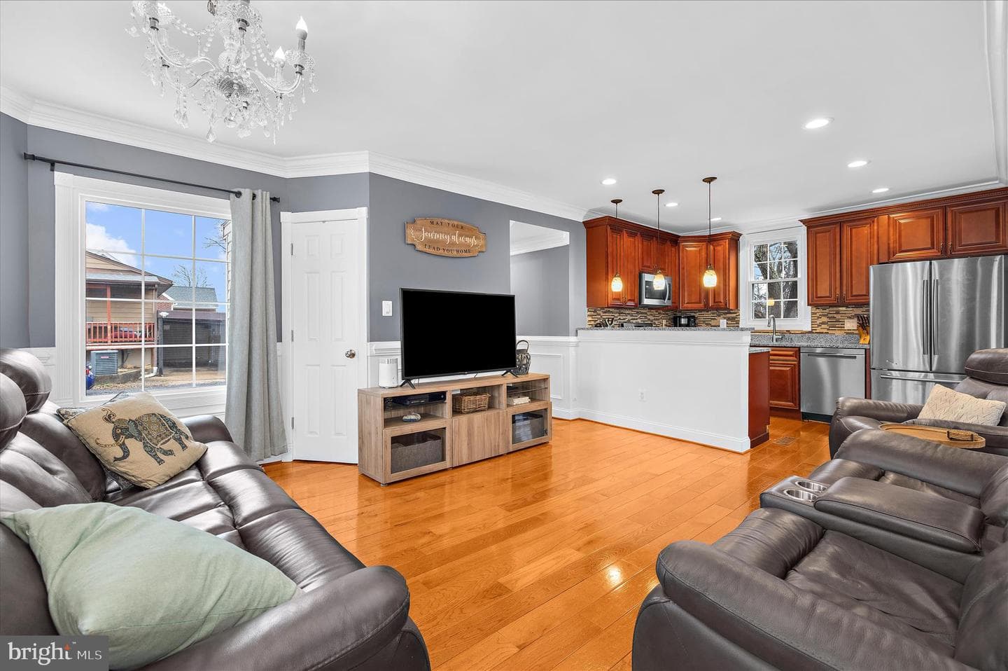 102 Poplar Avenue photo 4