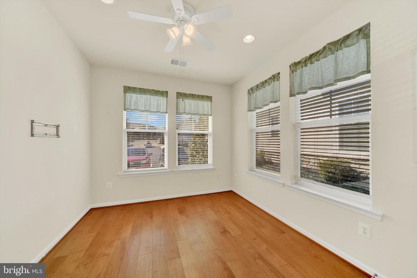 124 Jacobia Drive #b-8 photo 17