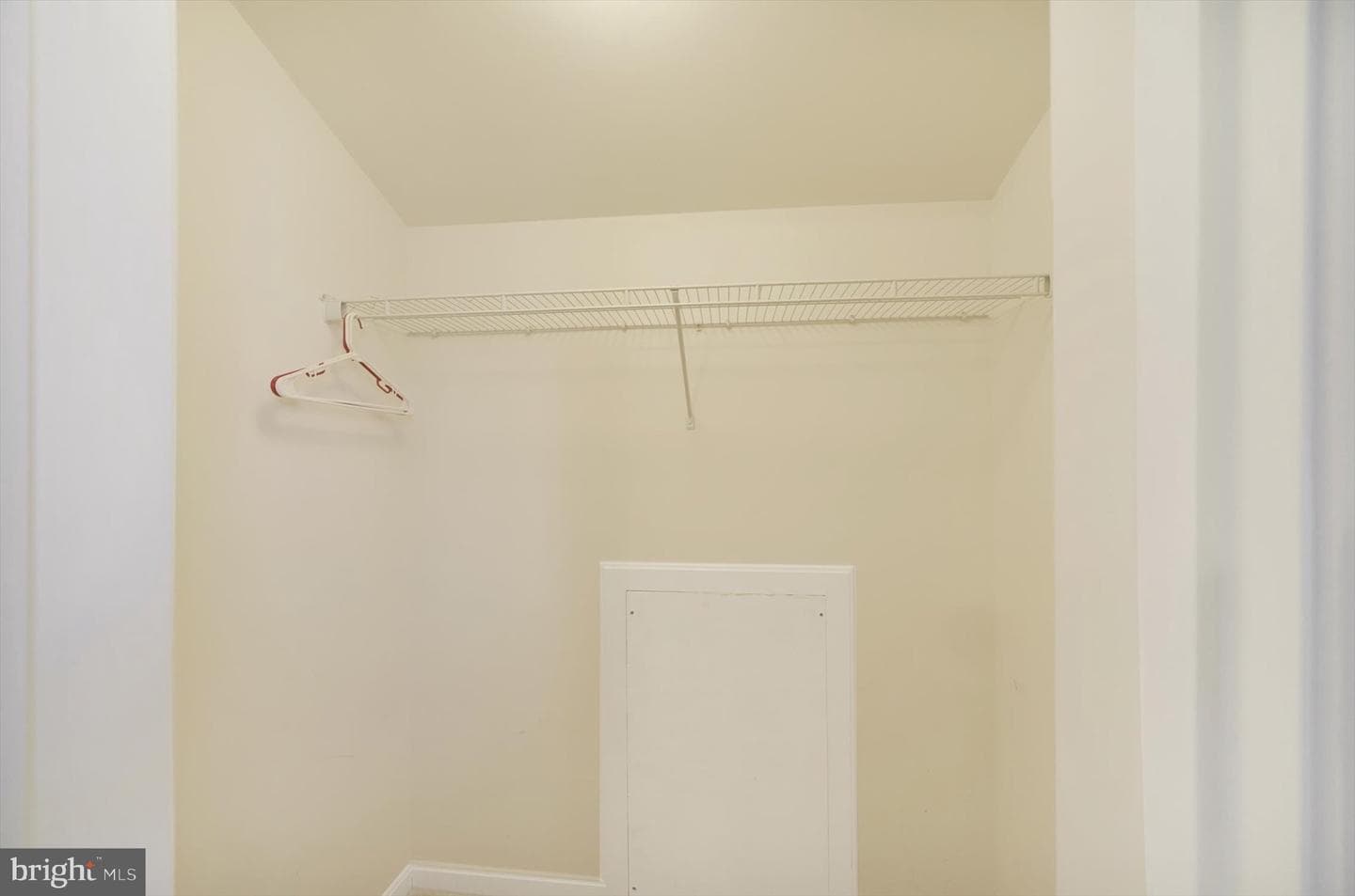 124 Jacobia Drive #b-8 photo 24
