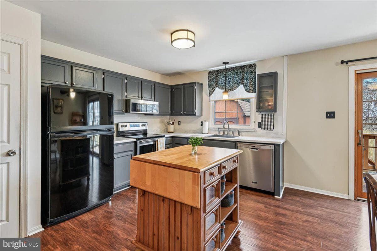 1737 Ridgely Road photo 15
