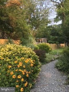 1737 Ridgely Road photo 8