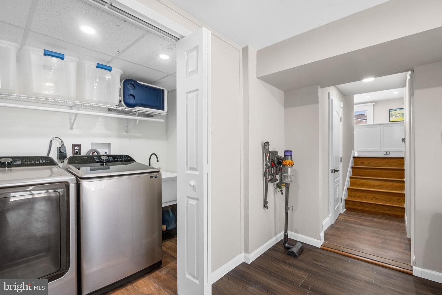 700 Delmar Avenue photo 39