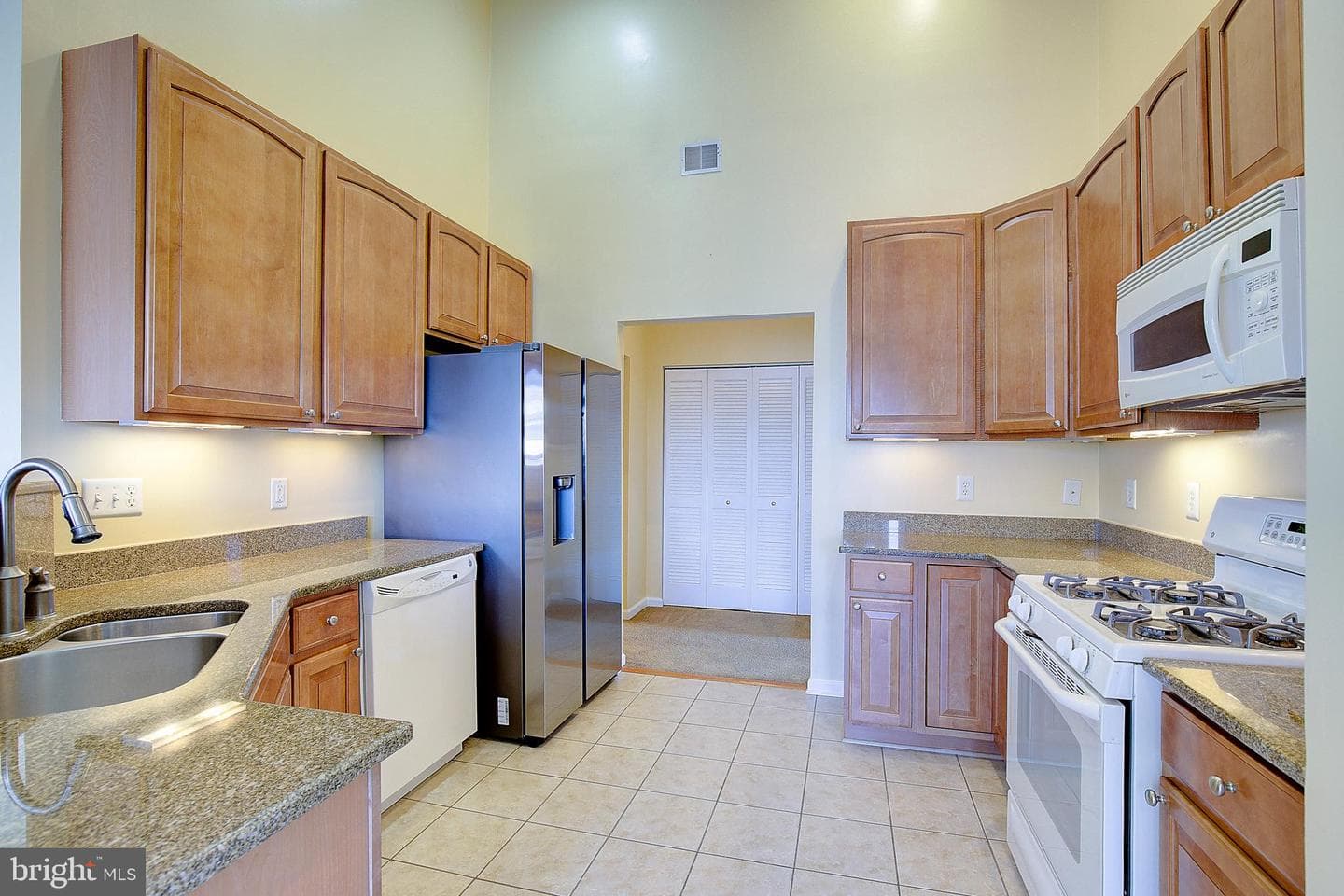 1007 Samantha Lane #404 photo 18