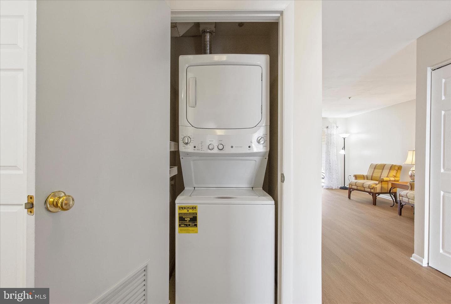 10 Amberstone Court photo 6