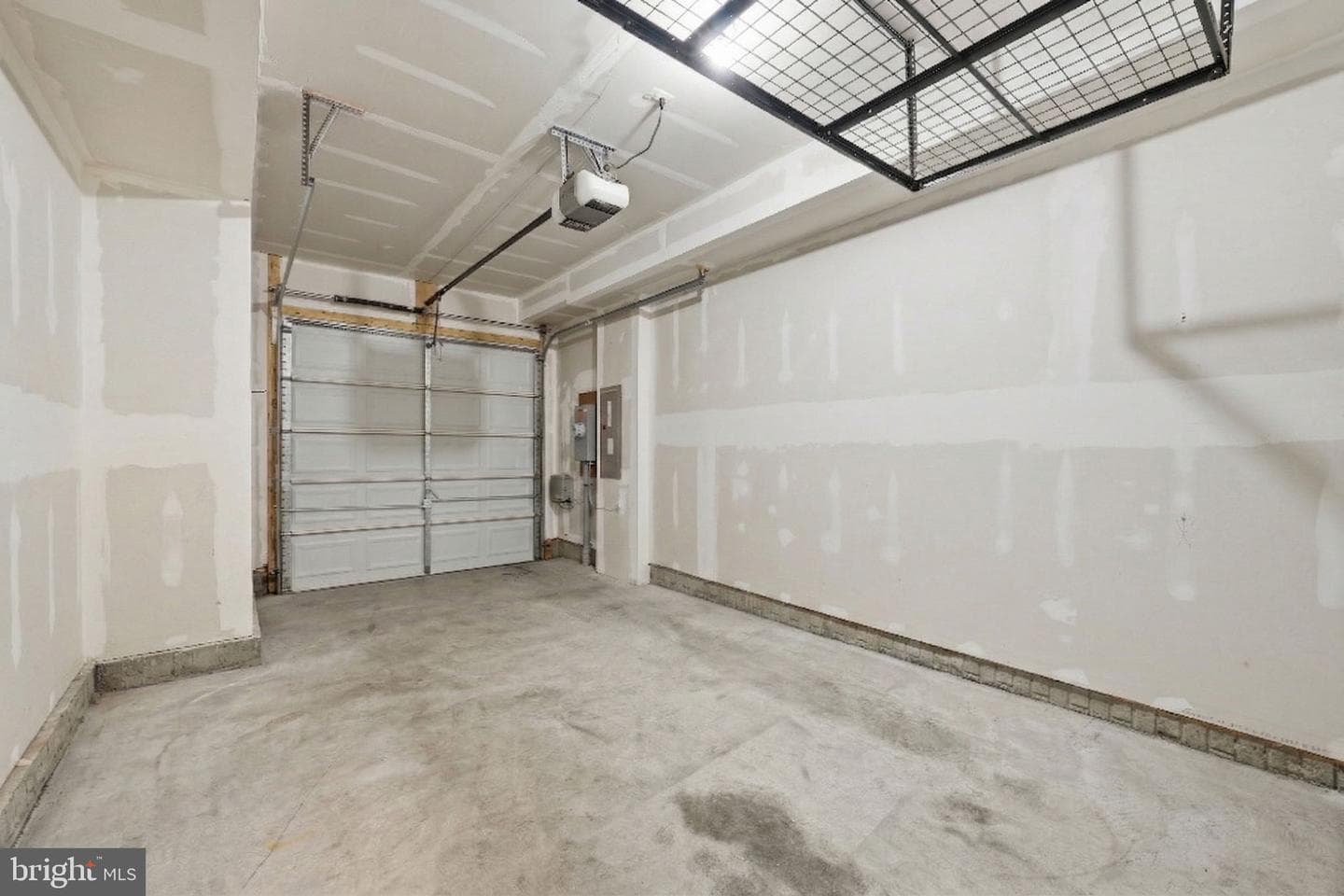 8219 Hollow Court photo 36