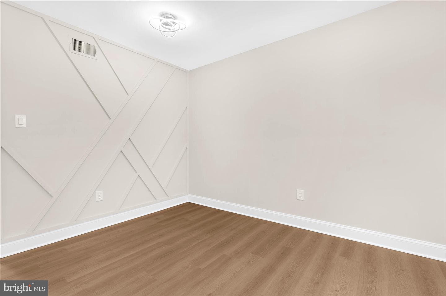 1240 Gemini Drive photo 17