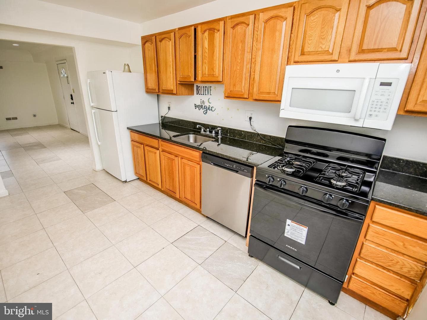 8519 Pioneer Drive photo 10