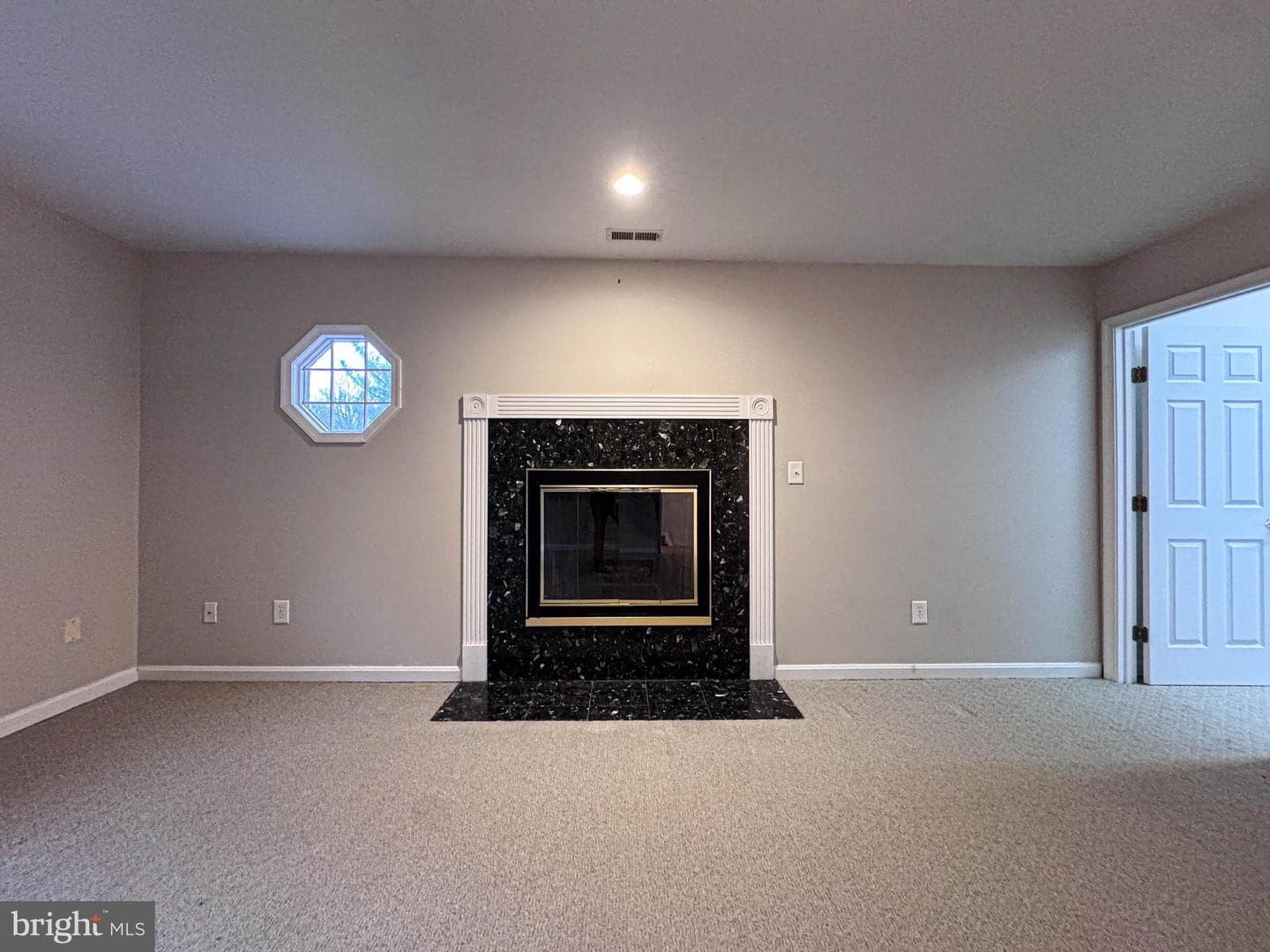1527 Wild Cranberry Drive photo 33