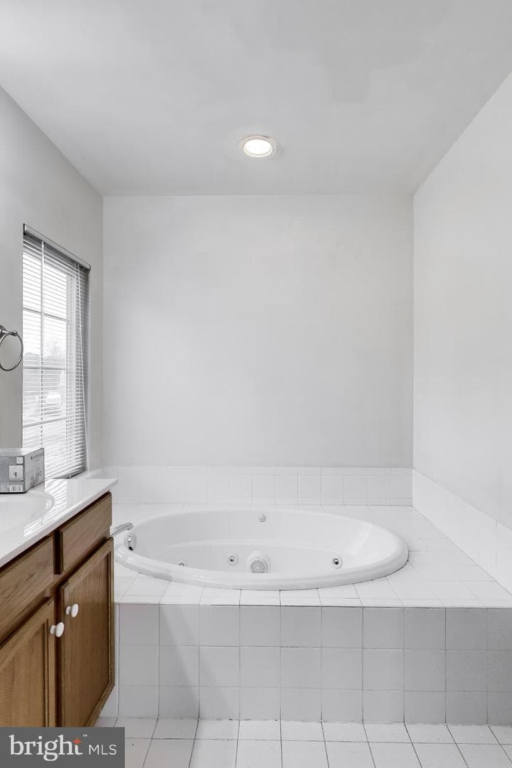 2402 Almshouse Drive photo 10